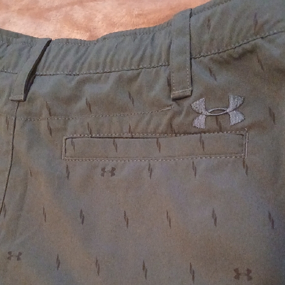 Under Armour Blue Flat Front Shorts - Picture 4 of 7